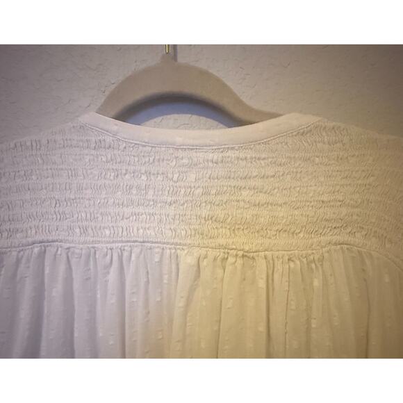 Old Navy Oversized Textured Clip Dot Button Down Milk Maid Blouse Women's XXL - Picture 6 of 9